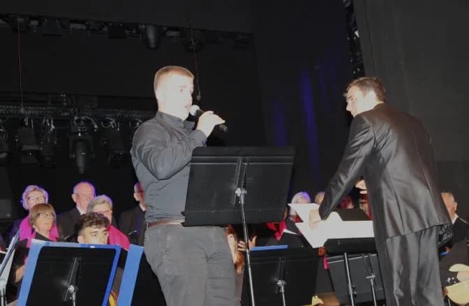 (FOTO) Održan koncert za pamćenje Ličkog zavičajnog društva „Vila Velebita“