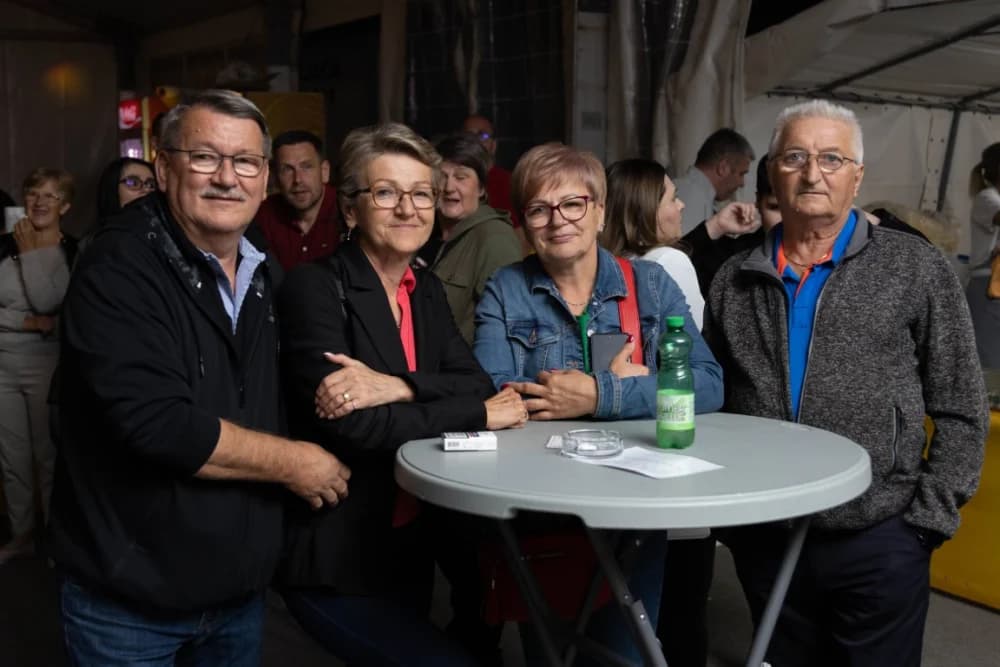 (FOTO) Dražen Zečić oduševio brojne obožavatelja u Velikoj