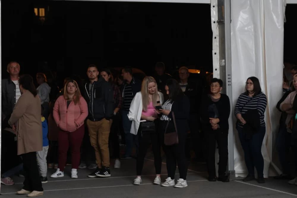 (FOTO) Dražen Zečić oduševio brojne obožavatelja u Velikoj