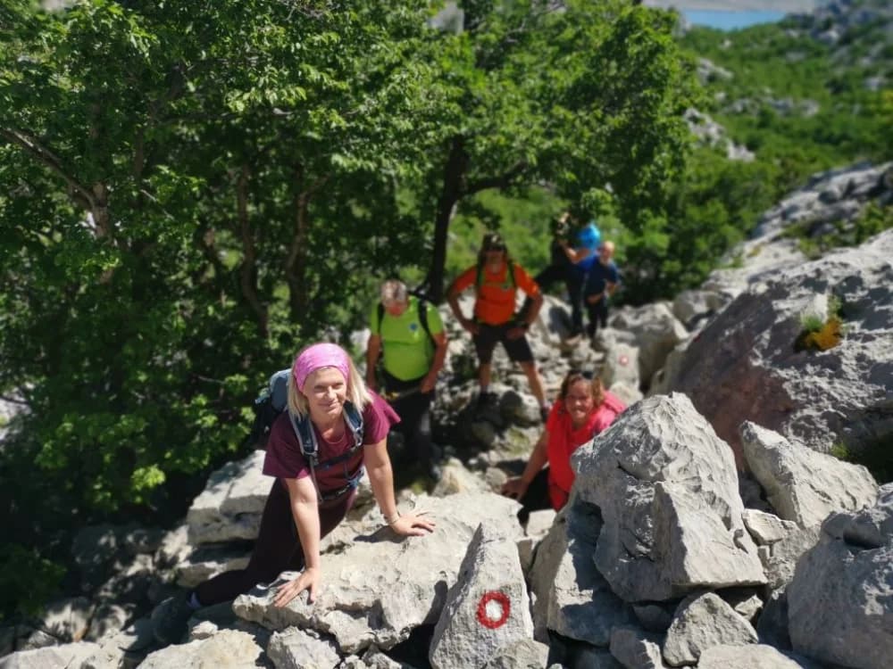 Jer volimo šumu, kamen i more: Planinari Mališćaka na Velebitu