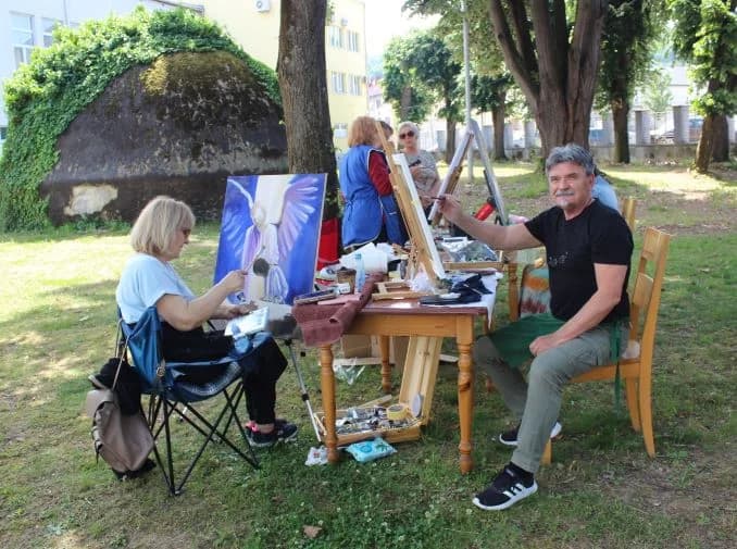 (FOTOGALERIJA) Na likovnoj koloniji u Požegi sudjelovalo 25 slikara