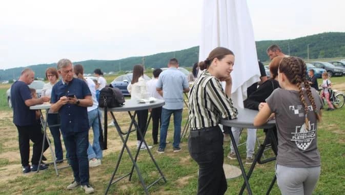 KONJIČKI KLUB PLETERNICA: Na hipodromu prvi put organizirali Dane otvorenih vrata