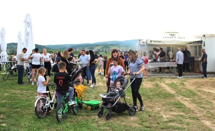 KONJIČKI KLUB PLETERNICA: Na hipodromu prvi put organizirali Dane otvorenih vrata