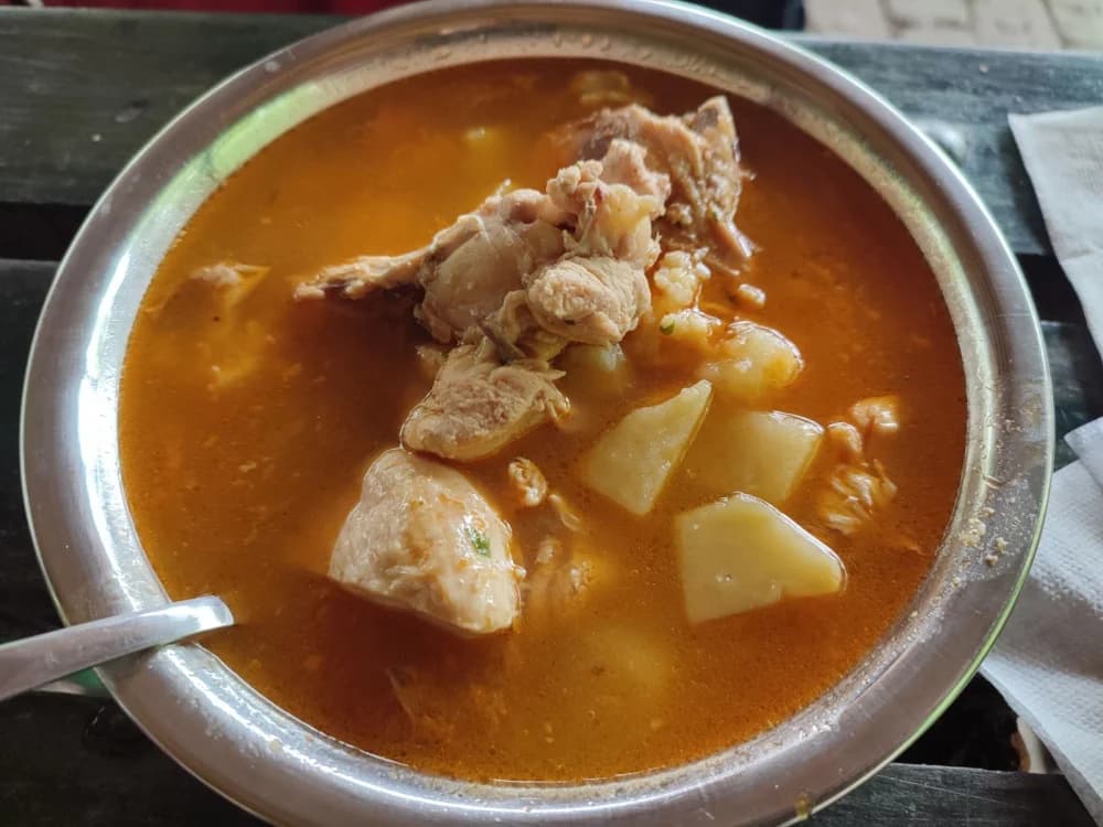 TRADICIJA NA DILJ GORI: Požeški pjesnici Đurđa Crnković i Davor Zakšek dobili nagrade na Sovskom jezeru