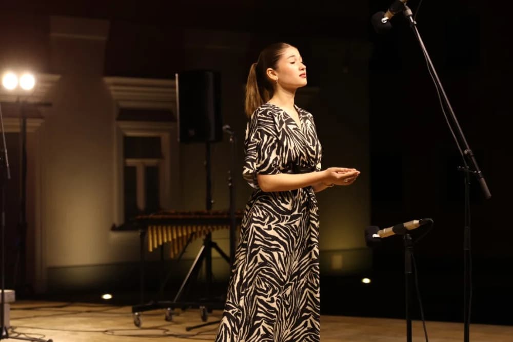 (FOTOGALERIJA) Koncert ispred Katedrale: ʼOvim svečanim koncertom zaokružujemo svoju koncertnu sezonuʼ