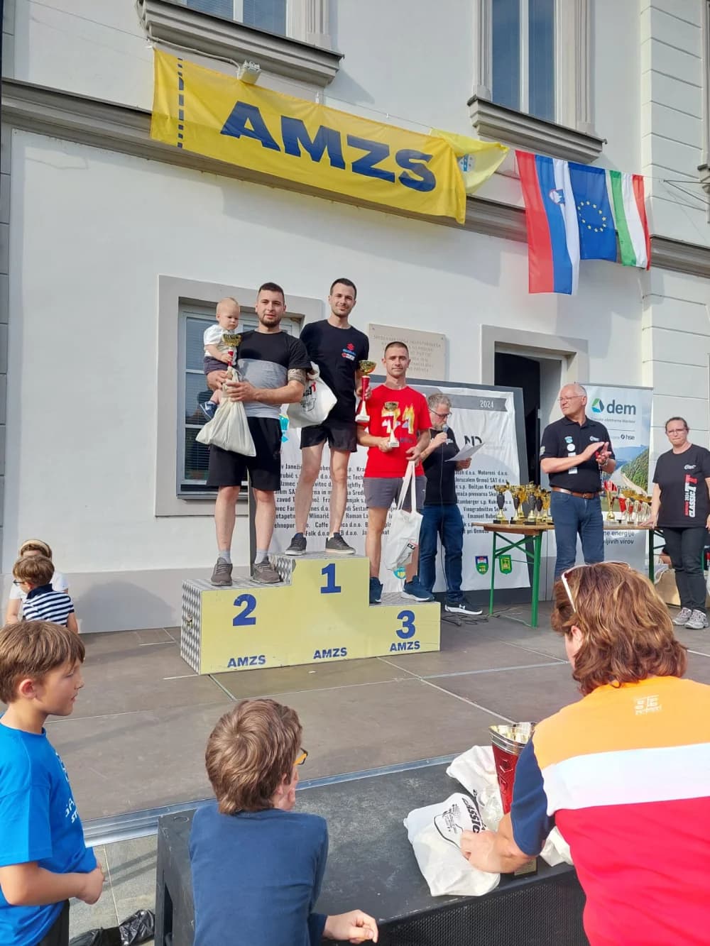 MOTO SPORT: Vjekoslav Pavelić prvi, a Josip Ćurti drugi na utrci u Sloveniji, Sokol klupski drugi