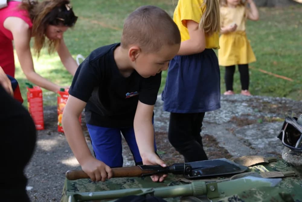 (FOTOGALERIJA) Održan Dan otvorenih vrata u Vojarni 123. brigade