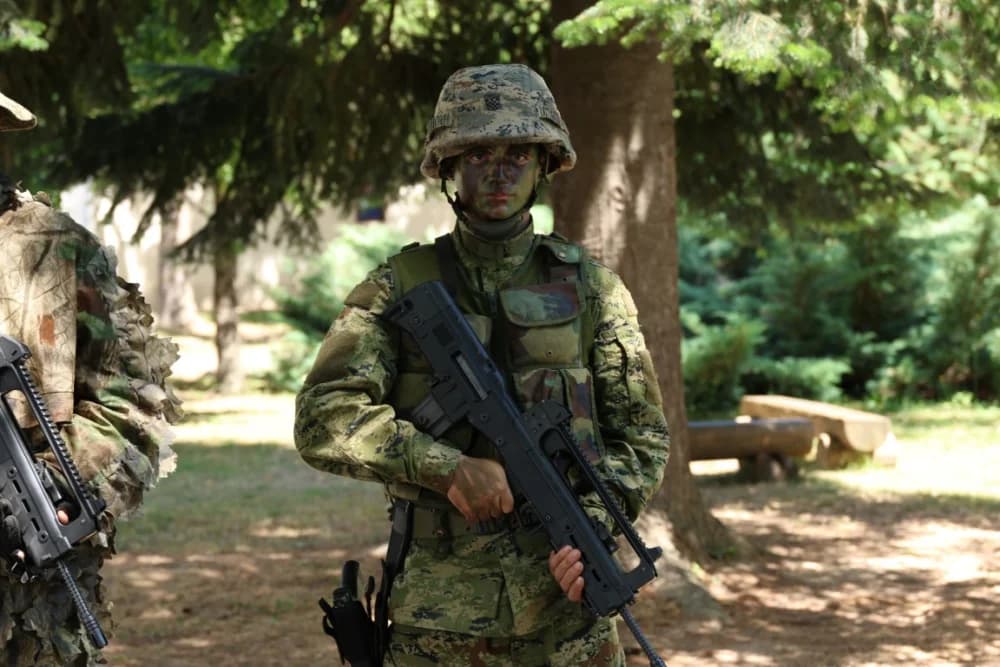 (FOTOGALERIJA) Održan Dan otvorenih vrata u Vojarni 123. brigade