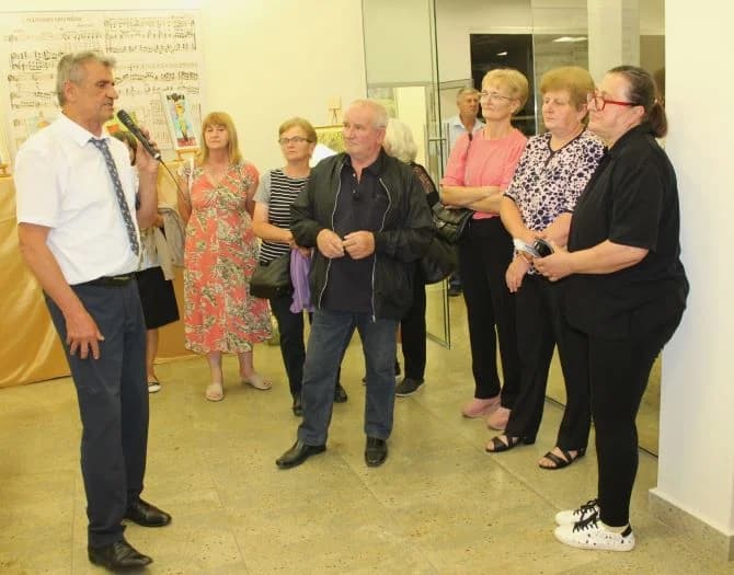 Otvorena likovna izložba Šimuna Šekelje i održana večer poezije Ivana Abibovića