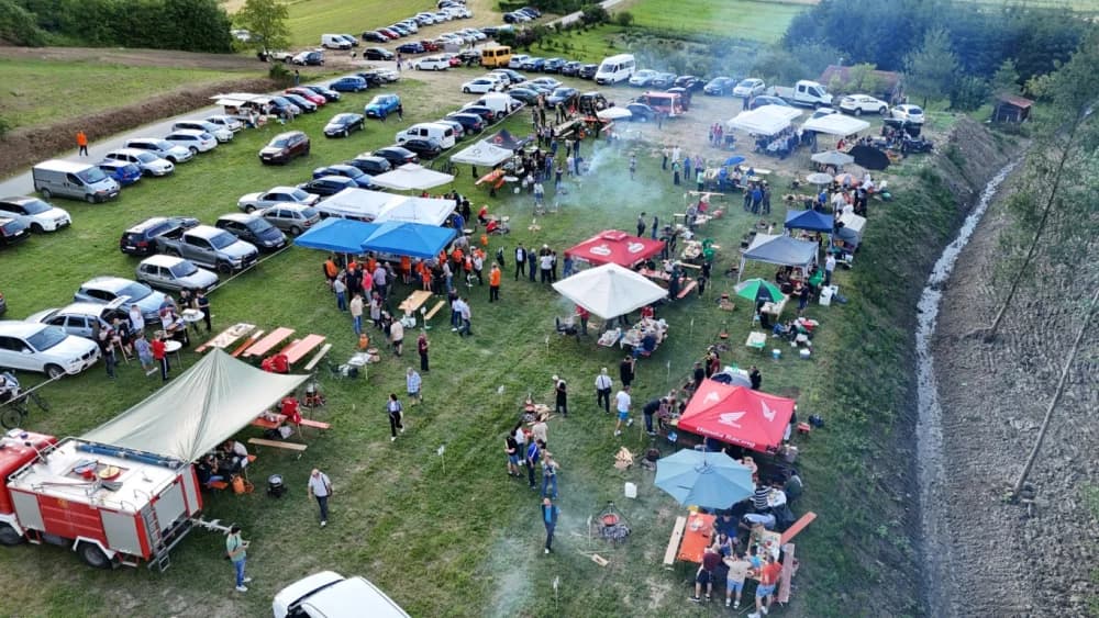 (FOTOGALERIJA) Najbolji majstori ribljeg paprikaša su tandem Božo i Jela, te dva Milkovića Vlado i Branko