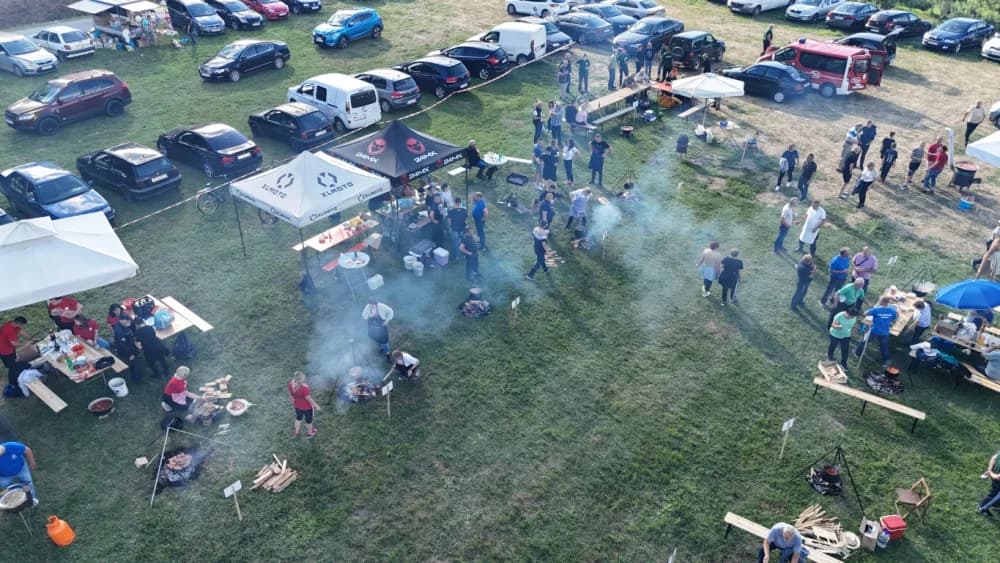 (FOTOGALERIJA) Najbolji majstori ribljeg paprikaša su tandem Božo i Jela, te dva Milkovića Vlado i Branko
