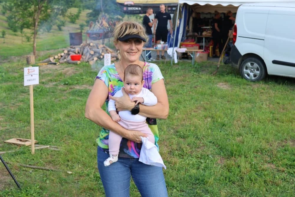 (FOTOGALERIJA) Najbolji majstori ribljeg paprikaša su tandem Božo i Jela, te dva Milkovića Vlado i Branko