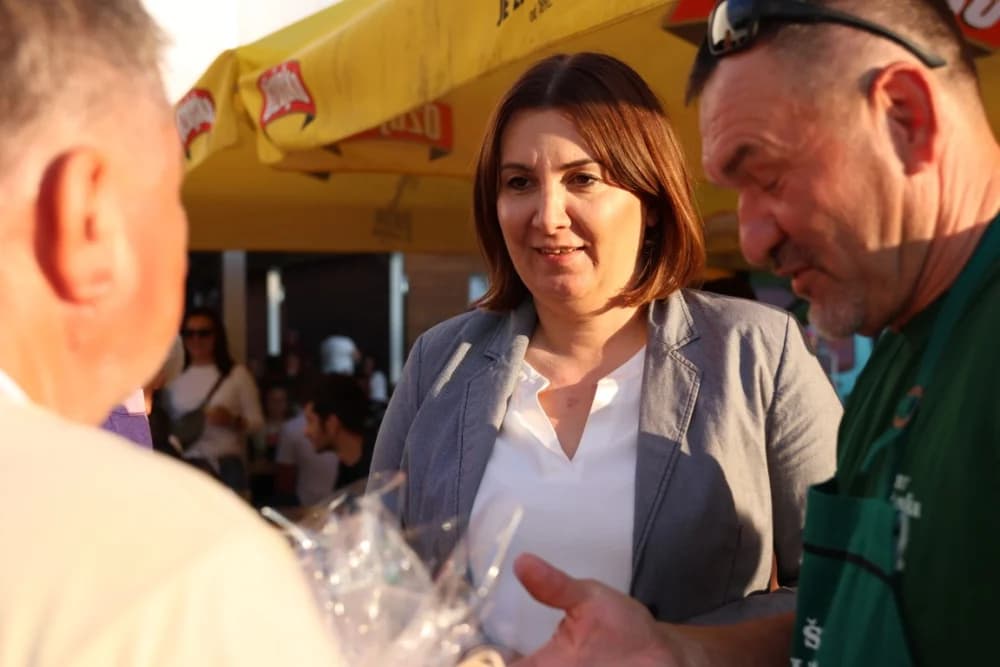(FOTOGALERIJA) Najbolji majstori ribljeg paprikaša su tandem Božo i Jela, te dva Milkovića Vlado i Branko