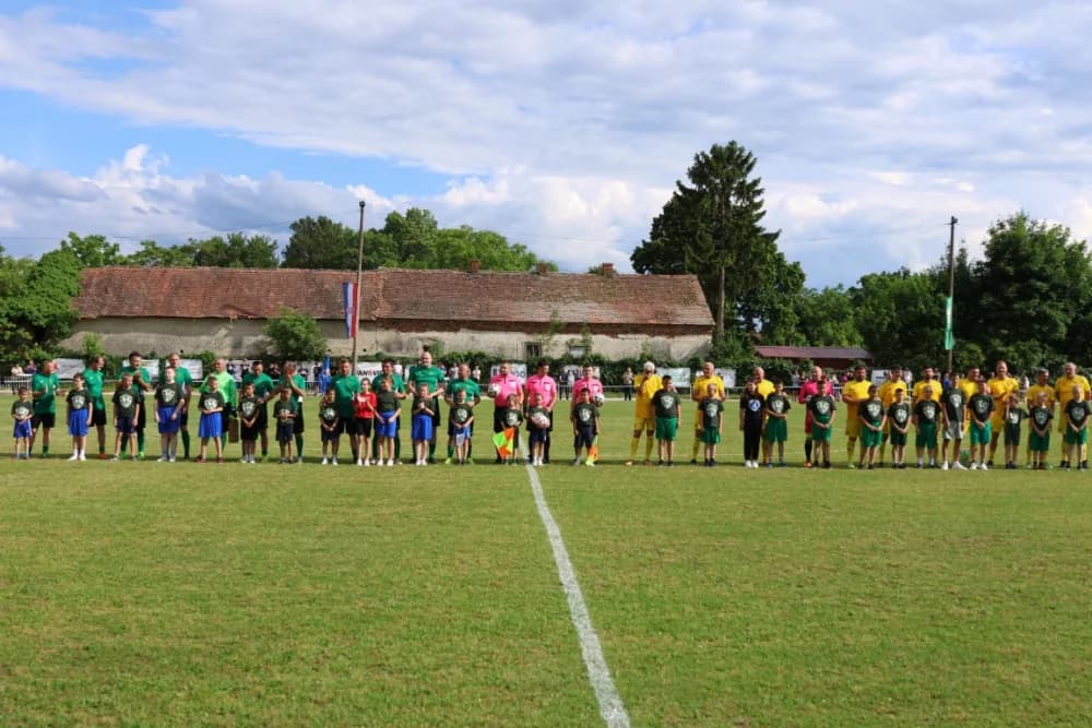 (FOTOGALERIJA) Uz 70. obljetnicu postojanja i rada u Biškupcima odigrana revijalna utakmica: NK BSK Biškupci – GNK Dinamo Veterni 5:5