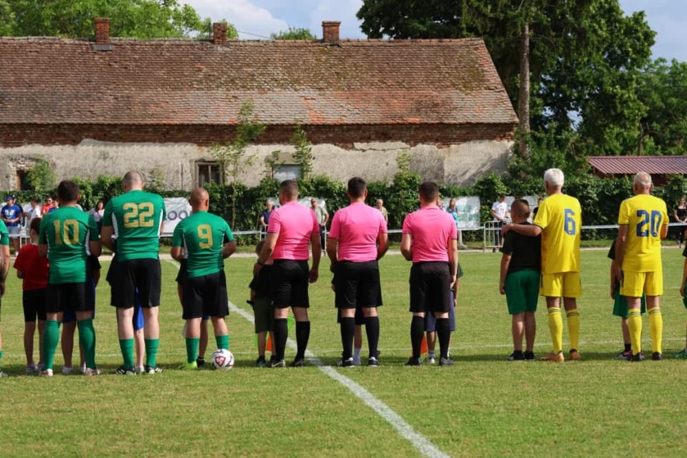 (FOTOGALERIJA) Uz 70. obljetnicu postojanja i rada u Biškupcima odigrana revijalna utakmica: NK BSK Biškupci – GNK Dinamo Veterni 5:5