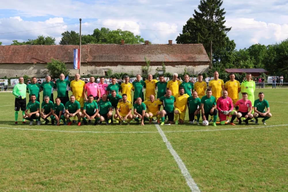 (FOTOGALERIJA) Uz 70. obljetnicu postojanja i rada u Biškupcima odigrana revijalna utakmica: NK BSK Biškupci – GNK Dinamo Veterni 5:5