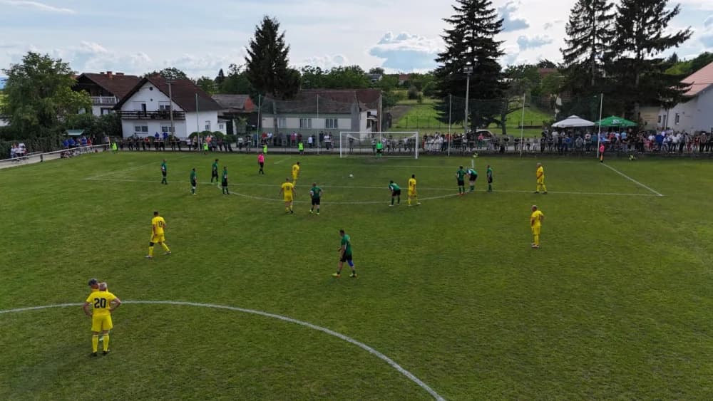 (FOTOGALERIJA) Uz 70. obljetnicu postojanja i rada u Biškupcima odigrana revijalna utakmica: NK BSK Biškupci – GNK Dinamo Veterni 5:5