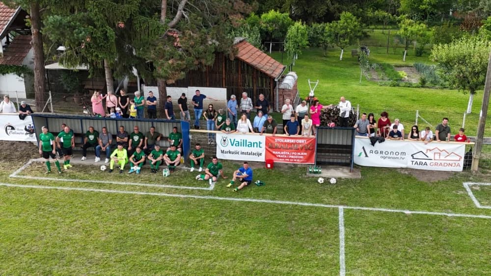 (FOTOGALERIJA) Uz 70. obljetnicu postojanja i rada u Biškupcima odigrana revijalna utakmica: NK BSK Biškupci – GNK Dinamo Veterni 5:5