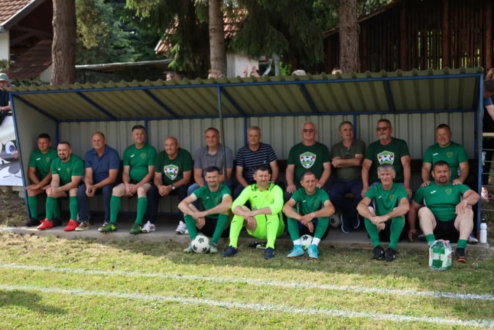 (FOTOGALERIJA) Uz 70. obljetnicu postojanja i rada u Biškupcima odigrana revijalna utakmica: NK BSK Biškupci – GNK Dinamo Veterni 5:5