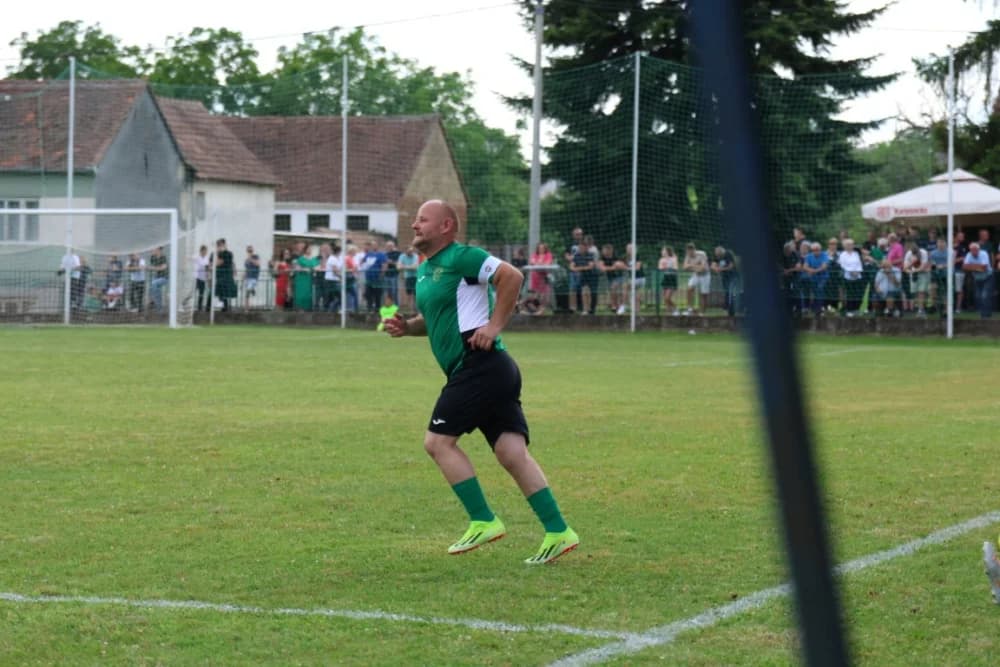 (FOTOGALERIJA) Uz 70. obljetnicu postojanja i rada u Biškupcima odigrana revijalna utakmica: NK BSK Biškupci – GNK Dinamo Veterni 5:5