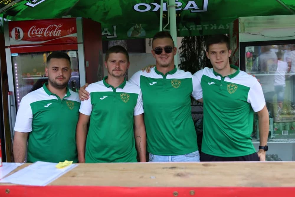 (FOTOGALERIJA) Uz 70. obljetnicu postojanja i rada u Biškupcima odigrana revijalna utakmica: NK BSK Biškupci – GNK Dinamo Veterni 5:5