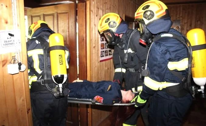 (FOTO) Združena pokazna vježba održana pored Sovskog jezera