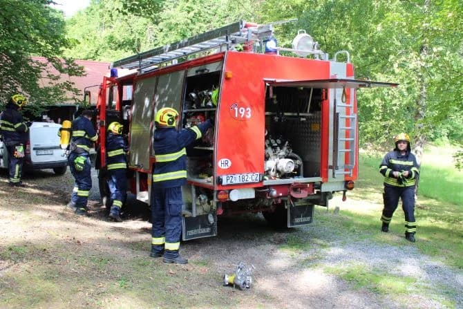 (FOTO) Združena pokazna vježba održana pored Sovskog jezera