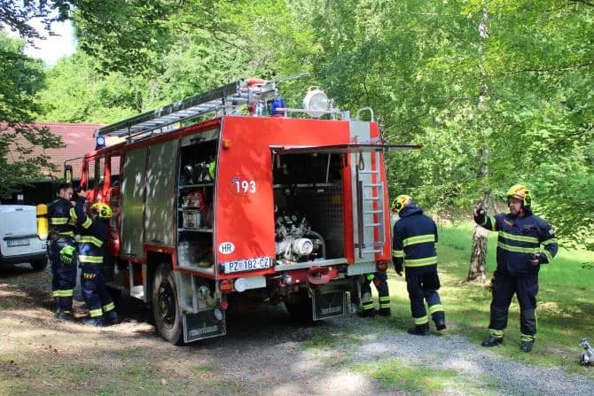 (FOTO) Združena pokazna vježba održana pored Sovskog jezera