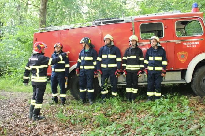 (FOTO) Združena pokazna vježba održana pored Sovskog jezera