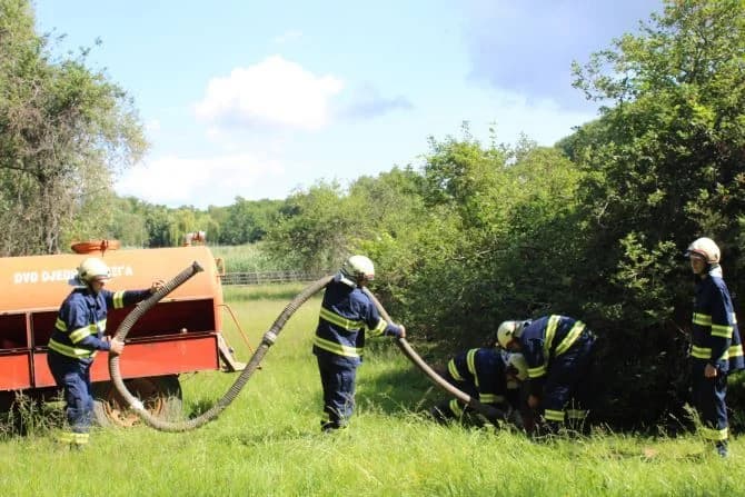 (FOTO) Združena pokazna vježba održana pored Sovskog jezera
