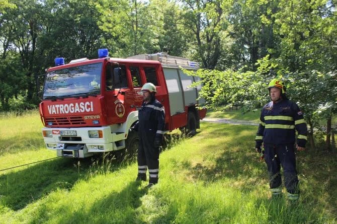 (FOTO) Združena pokazna vježba održana pored Sovskog jezera