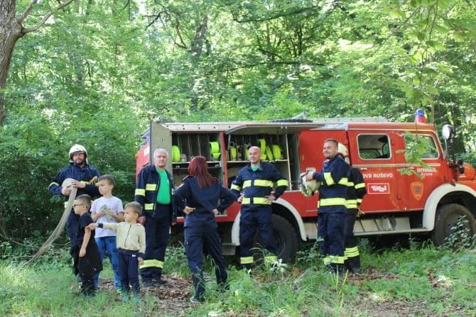 (FOTO) Združena pokazna vježba održana pored Sovskog jezera