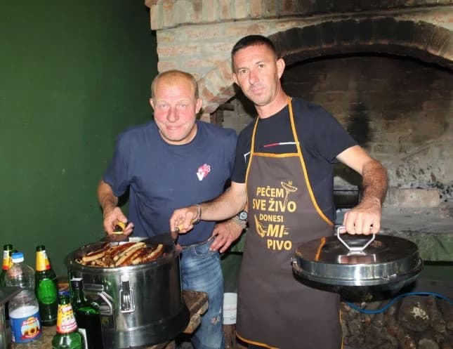 (FOTO) Združena pokazna vježba održana pored Sovskog jezera