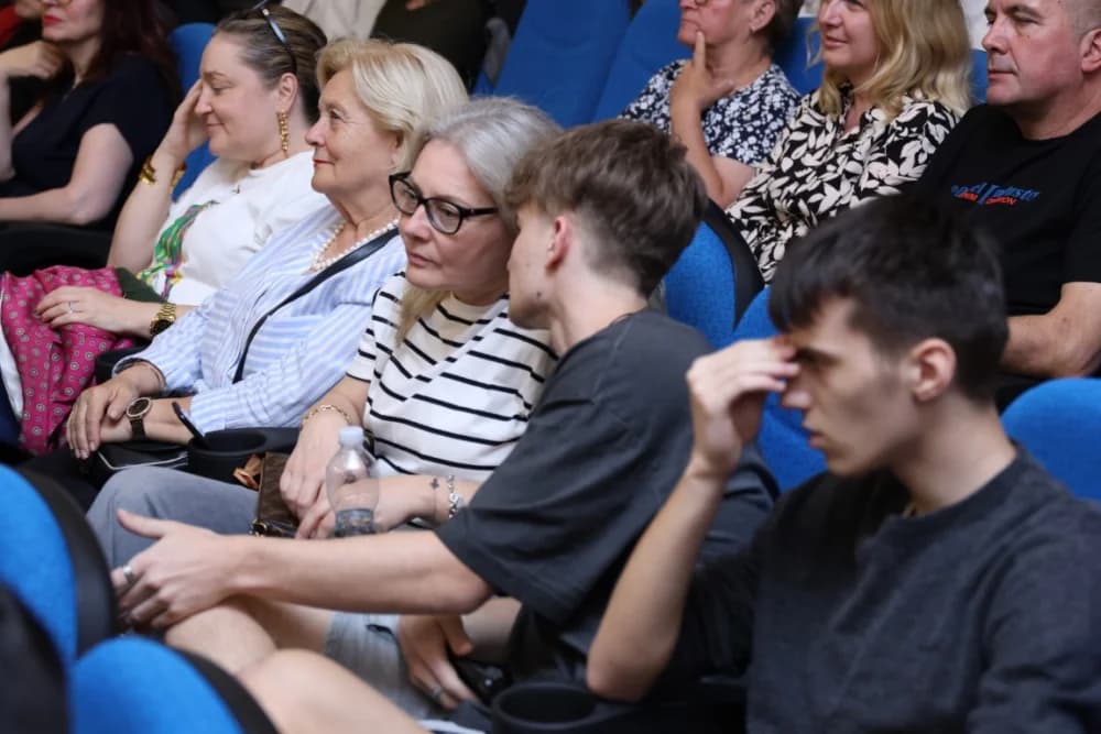 Za Miss Požeško-slavonske županije izabrana Ivana Krajina, za prvu pratilju Dora Dračić