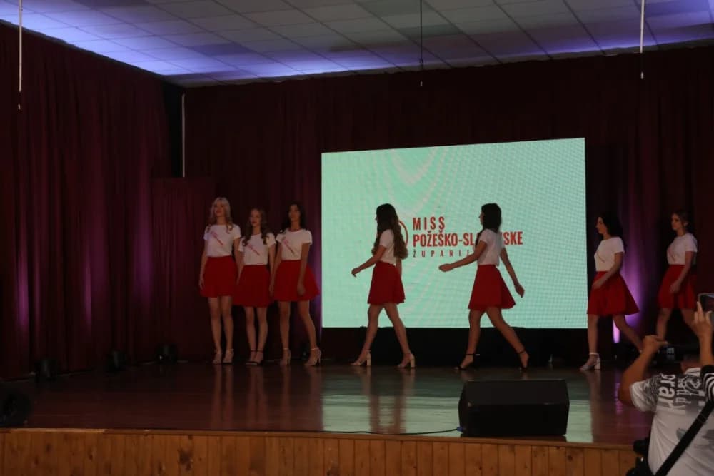 /FOTOGALERIJA/ Izabrana je Miss Požeško-slavonske županije! Pobjednica dolazi iz Požege i zove se Leona Maroši