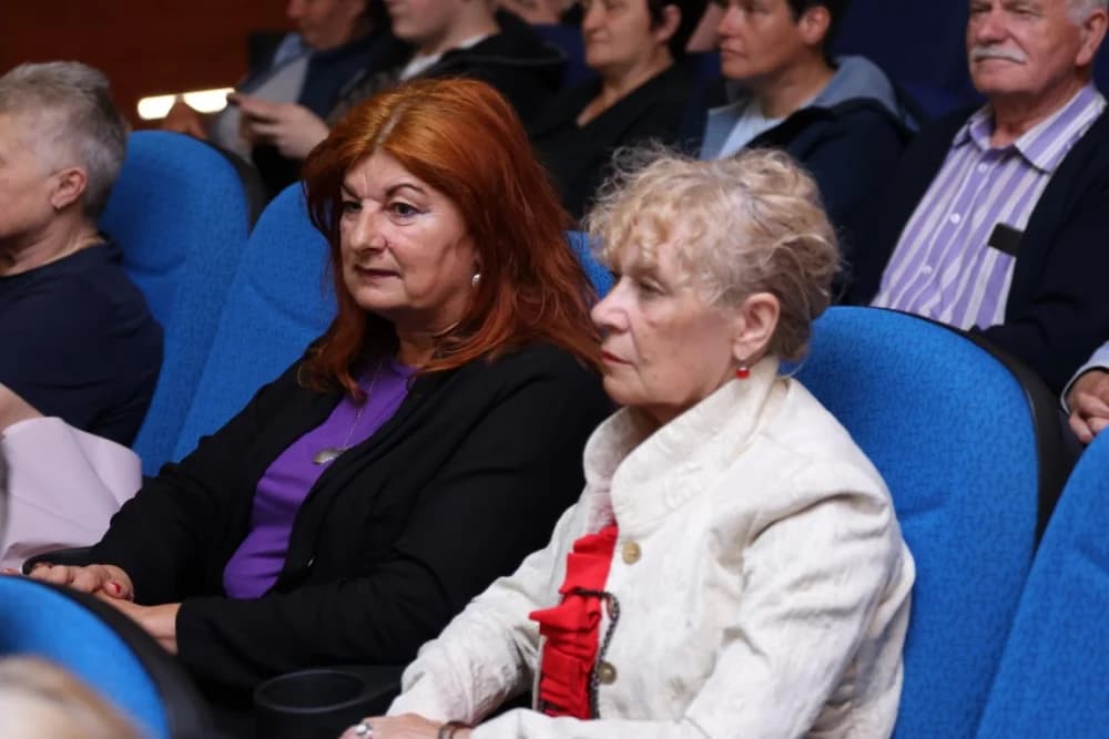 Za Miss Požeško-slavonske županije izabrana Ivana Krajina, za prvu pratilju Dora Dračić