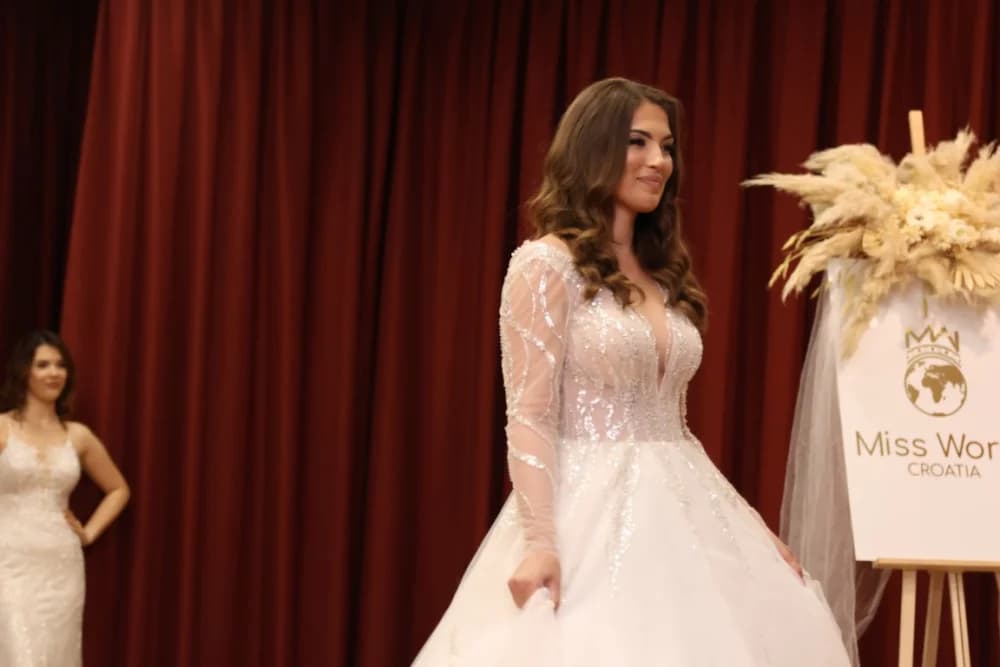 Za Miss Požeško-slavonske županije izabrana Ivana Krajina, za prvu pratilju Dora Dračić
