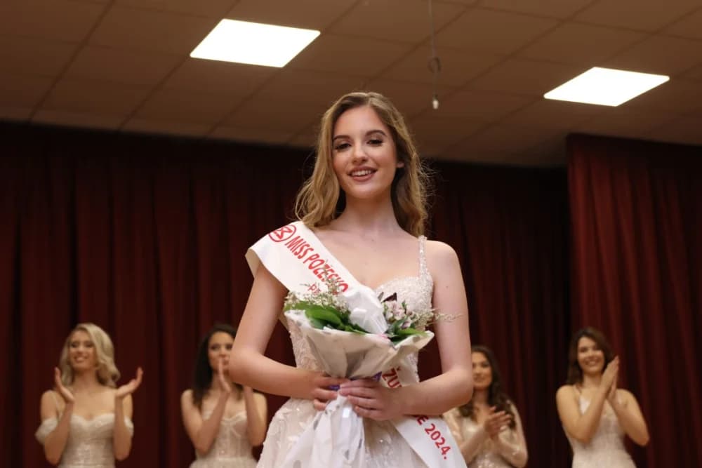 Za Miss Požeško-slavonske županije izabrana Ivana Krajina, za prvu pratilju Dora Dračić