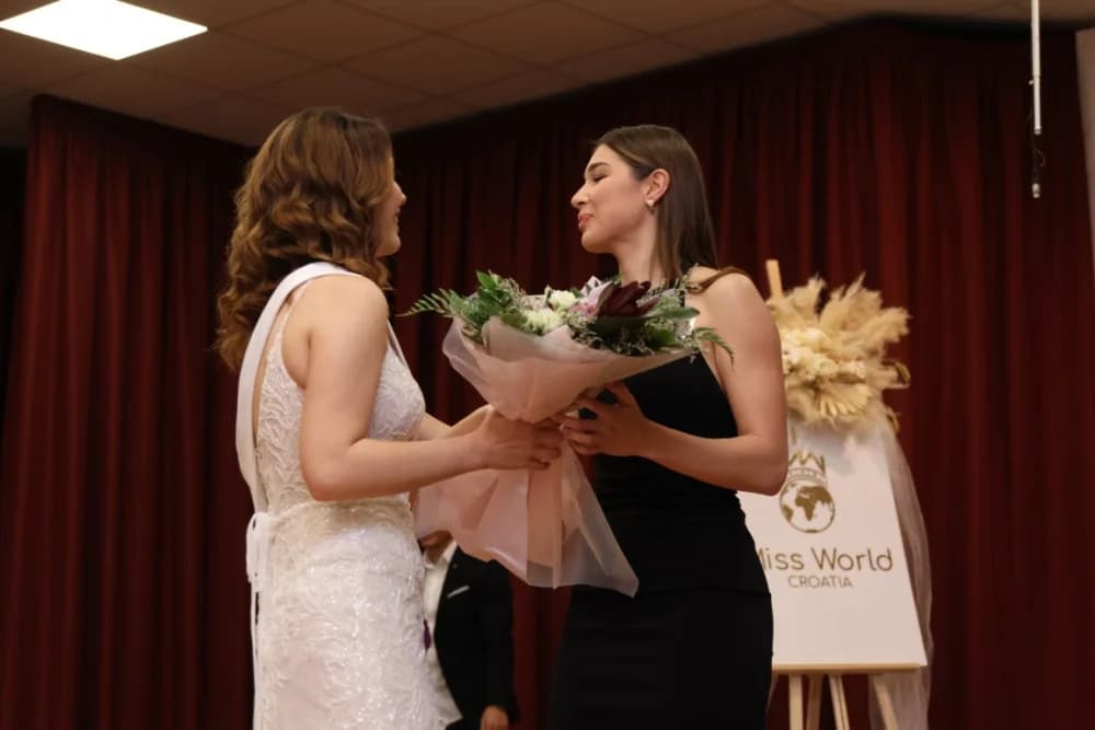 Za Miss Požeško-slavonske županije izabrana Ivana Krajina, za prvu pratilju Dora Dračić