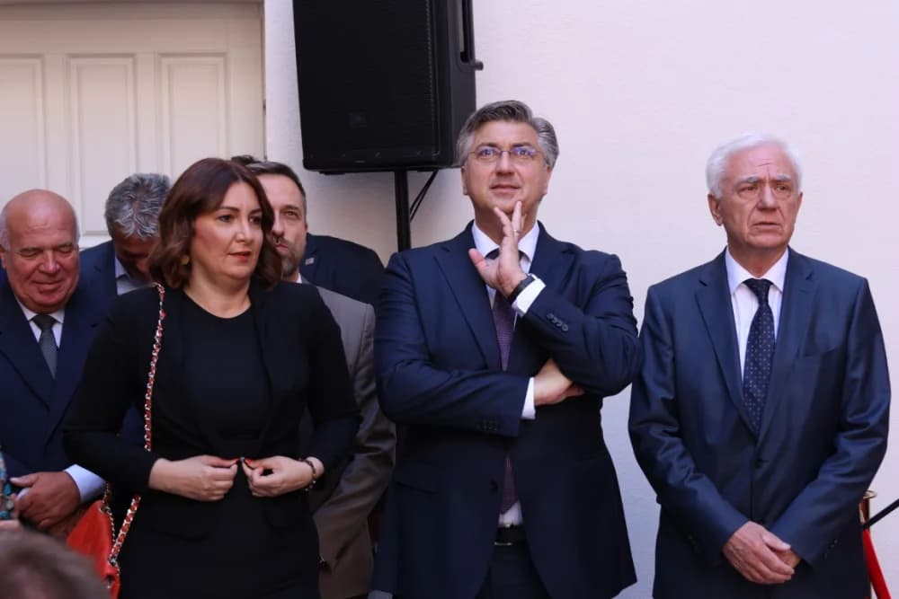 /FOTO/ Otvorena novouređena nova ʼpalačaʼ u centru grada: ʼMuzej dobra navikaʼ
