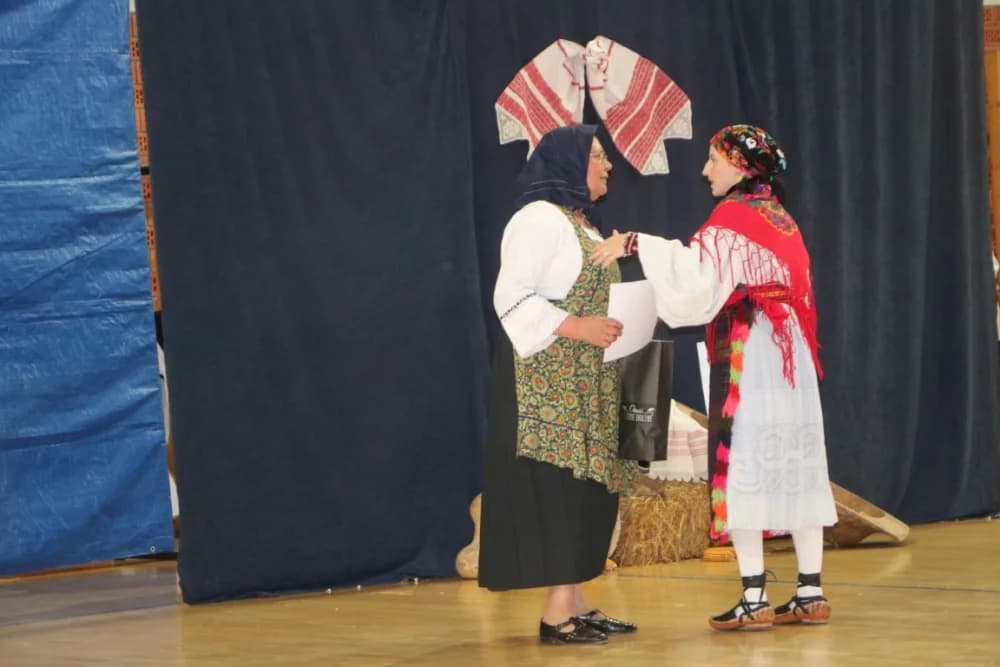 FOLKLOR U BRESTOVCU: KUD Berda na visini zadatka, a uz njih šest skupina prikazalo bogatstvo običaja