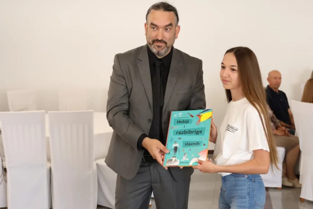 Koji su učenici jakšičke škole nagrađeni za svoja dostignuća na državnom i županijskom natjecanju