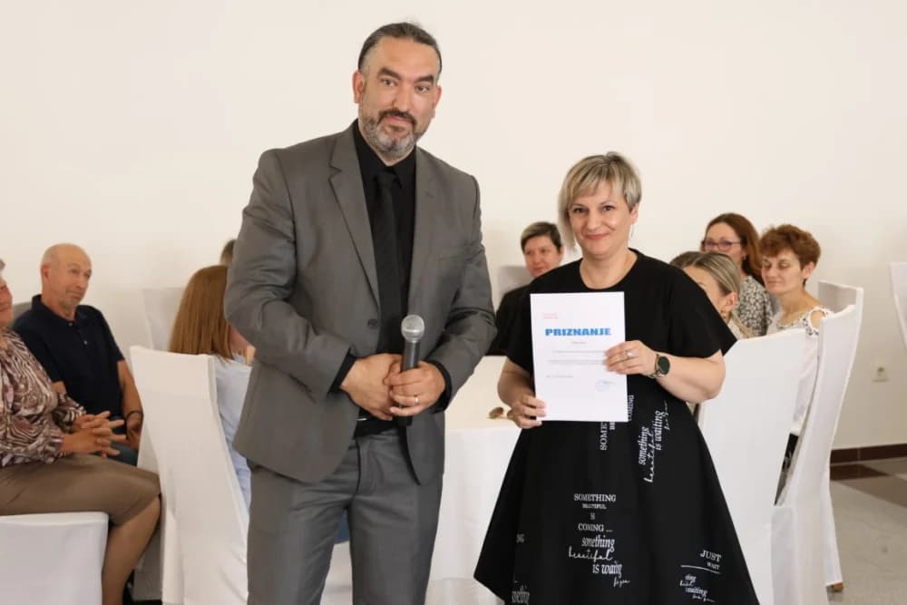 Koji su učenici jakšičke škole nagrađeni za svoja dostignuća na državnom i županijskom natjecanju