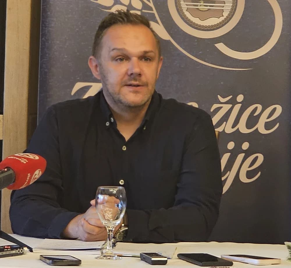 JUBILARNI POŽEŠKI FESTIVAL: Bogat program sa dvije večeri novih pjesama, obiljem folklora, te koncertima Petra Graše, Gazda i Slavonskih lola