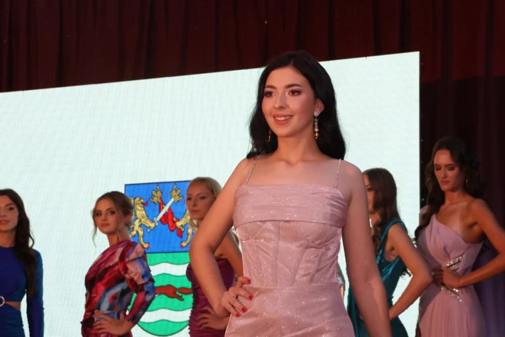 /FOTOGALERIJA/ Izabrana je Miss Požeško-slavonske županije! Pobjednica dolazi iz Požege i zove se Leona Maroši