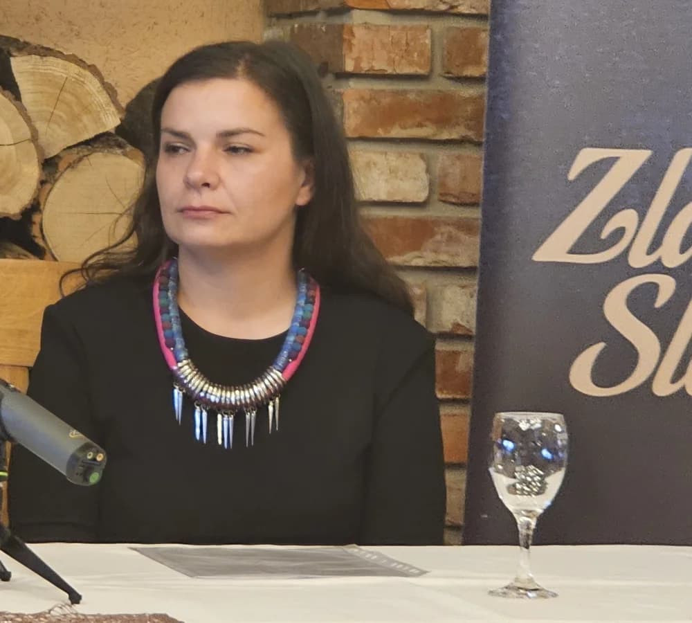 JUBILARNI POŽEŠKI FESTIVAL: Bogat program sa dvije večeri novih pjesama, obiljem folklora, te koncertima Petra Graše, Gazda i Slavonskih lola