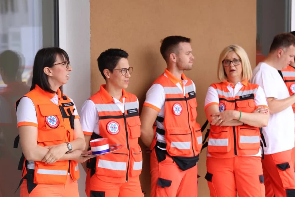 Svečano otvorena nova zgrada Zavoda za hitnu medicinu Požeško-slavonske županije: „Preseljenjem na ovu lokaciju ʼkupiliʼ smo vrijeme za hitne pacijente“
