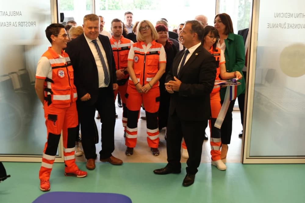 Svečano otvorena nova zgrada Zavoda za hitnu medicinu Požeško-slavonske županije: „Preseljenjem na ovu lokaciju ʼkupiliʼ smo vrijeme za hitne pacijente“