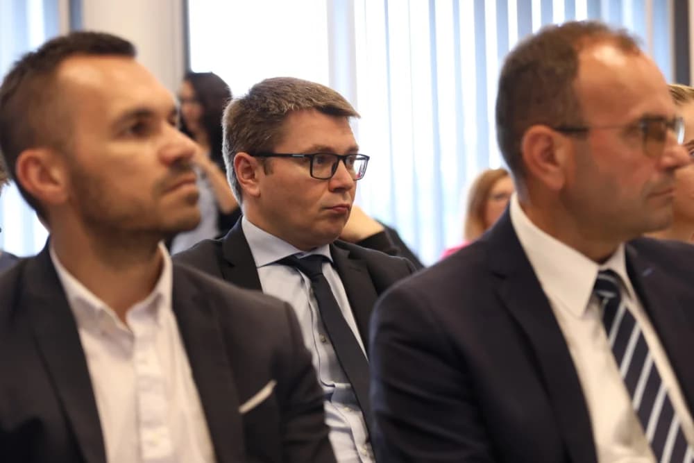 Svečano otvorena nova zgrada Zavoda za hitnu medicinu Požeško-slavonske županije: „Preseljenjem na ovu lokaciju ʼkupiliʼ smo vrijeme za hitne pacijente“
