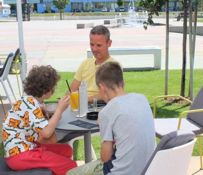 Na Trgu bećarca u Pleternici otvoren suvremeno opremljeni kafić „Segedac“